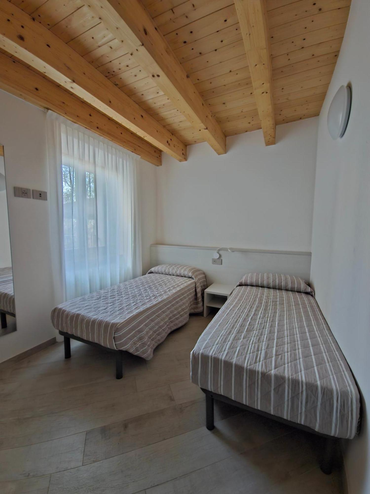 أسينزا دي برينزون Casa Antico Borgo - Appartamento 1 المظهر الخارجي الصورة